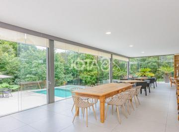Village Wolf-piscina-gourmet-suítes-condomínio · Casa à venda - em Santa Felicidade