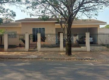 Casa · 367m² · 3 Quartos · 1 Vaga · CASA DE ESQUINA 2 SUÍTES 1 QUARTO JD. SÃO JORGE PVAÍ-PR PRÓX HARMONIA
