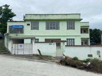 Casa de 9 quartos, São Gonçalo · 4 casas juntas, oportunidade única!