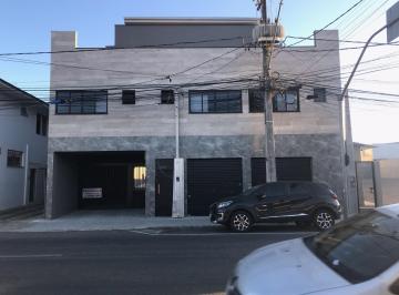vendo prédio inteiro no centro de São José, 1240m2 (1055m2 de área construída ma · prédio inteiro  1240m2, comercial e residencial na melhor localização do centro