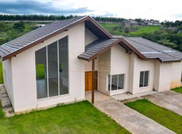 Casa · 200m² · 3 Quartos · 2 Vagas · Casa de Condominio na serra