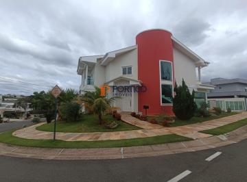 Casa · 360m² · 4 Quartos · 6 Vagas · Sobrado com 4 Suítes, Elevador e Piscina - Swiss Park - Campinas