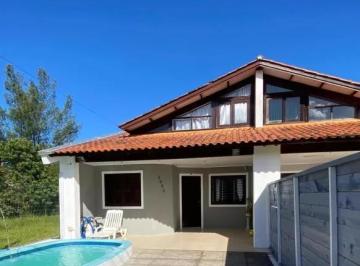 Casa · 70m² · 2 Quartos · 2 Vagas · Casa com Piscina em Nova Tramandaí