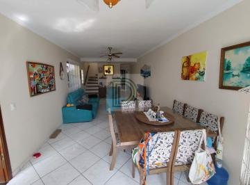 Casa · 140m² · 3 Quartos · 3 Vagas · Casa à Venda com 3 Dormitórios Próxima ao Metrô Vila Sônia.