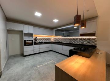 Cozinha · 3 QUARTOS 3 SUÍTES MAIS LAVABO, SALA BAIXOU O VALOR DE 1.000.000.00 ACEITO APTO