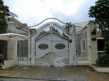 Casa · 338m² · 3 Quartos · 3 Vagas · Casa de Condomínio - Chácara Monte Alegre com 338m²