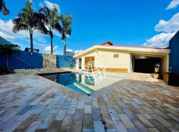 0d7a89d2eca09c263a4e941784fa291d97010eea · Casa com 2 suítes  230 m² - venda por R$ 1.190.000 ou aluguel por R$ 8.260/mês - Nova Gardênia - Ati