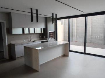 Casa · 157m² · 3 Quartos · 1 Vaga · Sobrado com 3 dormitórios para alugar, 157 m² por R$ 7.500,00/mês - Jardim Paraíso - Maringá/PR