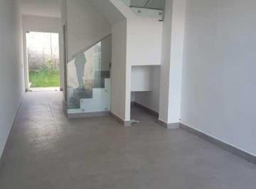 Casa · 65m² · 2 Quartos · 2 Vagas · EXCELENTE CASA COM ENTRADA INDEPENDENTE