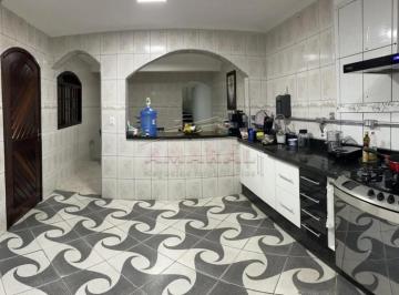 Casa · 240m² · 3 Quartos · 4 Vagas · Casas Sobrado em Suzano