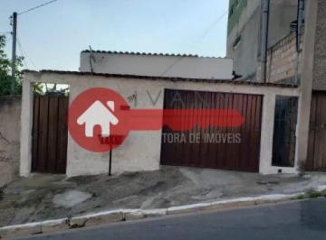 Casa · 76m² · 2 Quartos · 3 Vagas · Tipo de imóvel: Venda de casa em meio lote com estrutura de laje.