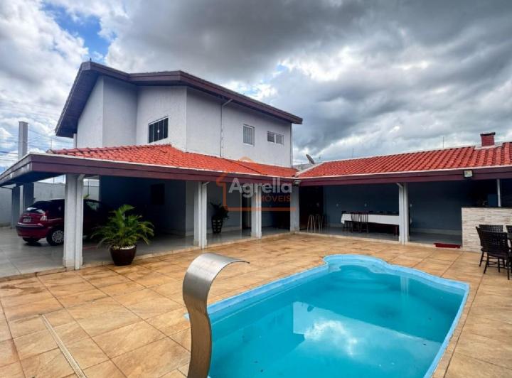 Casa à venda com 3 Quartos, Parque do Estado II, Mogi Mirim - R$ 750. ...