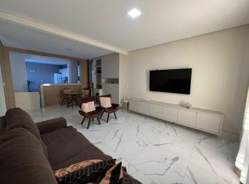 Casa de 2 quartos, Vicente Pires · Ótima casa com 2 quartos e escriturada na Avenida da misericórdia -Vicente Pires