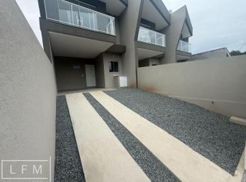 Casa · 90m² · 2 Quartos · 1 Vaga · sobrado geminado no centro de Balneário Piçarras SC