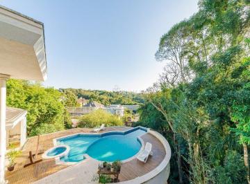 Casa · 1300m² · 6 Quartos · 8 Vagas · CASA NO BAIRRO CASCATINHA/SANTA FELICIDADE. UM