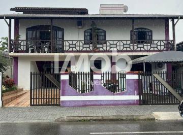 Casa · 371m² · 4 Quartos · CASA COM 4 QUARTOS, CENTENÁRIO