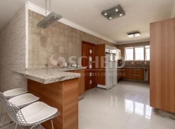 Casa · 408m² · 4 Quartos · 4 Vagas · Sobrado á Venda na Saúde com 408m², 4 quartos sendo 2 suítes, 4 vagas.