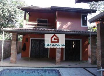 a7911e6f3dd5cf751a5a1eee0c76b40dfda99ca1 · Imóvel em Condomínio com 3 dormitórios (1 suíte com banheira), churrasqueira, piscina à venda por R$