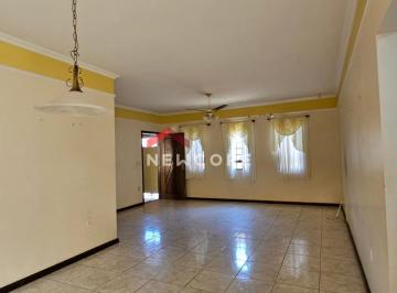 Casa · 225m² · 3 Quartos · 5 Vagas · Casa em  Rua Gutemberg de Campos - Jardim Marambá - Bauru/SP