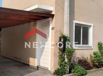 Casa · 56m² · 2 Quartos · 2 Vagas · Casa de condomínio em  Rua das Espatódeas - Ponta Grossa - Porto Alegre/RS