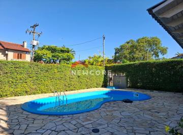 Casa · 288m² · 5 Quartos · 2 Vagas · Casa em  Rua Paulo Derly Strehl - Espírito Santo - Porto Alegre/RS