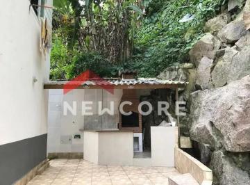 Casa · 300m² · 4 Quartos · 4 Vagas · Sobrado em Rua Professor Celso da Cunha Alves - Jabaquara - Santos/SP