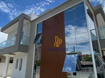 34e6ce376c2d06419b2ba44d437a2664be1d3562 · Sobrado alto padrão à venda, 143 m² por R$ 1.600.000 - Gravatá - Navegantes/SC