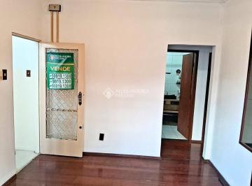Apartamento · 51m² · 2 Quartos · Apartamento de dois dormitórios no Centro Histórico, 51m² com sacada na extensão do aptoi de frente