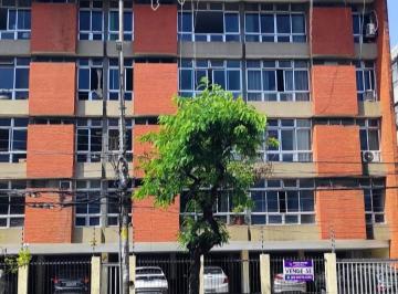 Apartamento de 4 quartos, Recife · Vendo apto com 3 quartos perto do supermercado Assai da Madalena.