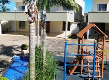 Casa de 3 quartos, Goiânia · SOBRADO 160MT 3 SUITES SETOR GOIANIA 2