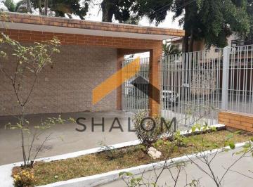 Casa · 200m² · 4 Quartos · 3 Vagas · Casa Térrea à Venda na Rua Valdomiro Fleuri, 503