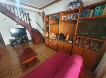 Casa · 100m² · 3 Quartos · 1 Vaga · Casa de Vila na Av. Celso Garcia com 100m², 3 quartos e 1 vaga.