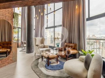 Apartamento · 197m² · 2 Quartos · 2 Vagas · Duplex á Venda em Pinheiros com 197m², 2 quartos sendo 2 suítes, 2 vagas.