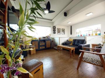 Apartamento · 144m² · 3 Quartos · 2 Vagas · Cobertura Duplex na Ponta da Praia – Porteira Fechada