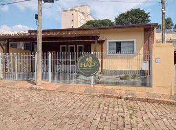 Casa · 128m² · 3 Quartos · 2 Vagas · Casa Espaçosa à venda com 3 quartos em Valinhos - SP