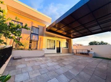 Casa · 153m² · 3 Quartos · 3 Vagas · Casa ampla com excelente espaço de lazer, com 500m² de terreno: