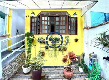 Casa · 146m² · 4 Quartos · 1 Vaga · Sobrado à venda no Gonzaga – Localização Incrível!