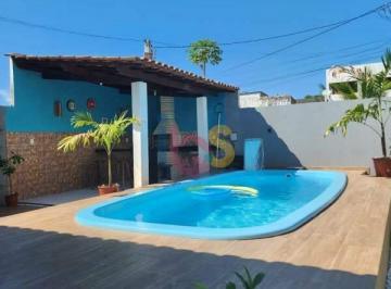 Casa · 150m² · 4 Quartos · Casa com 4/4 e Piscna em Condomio Fechado 
