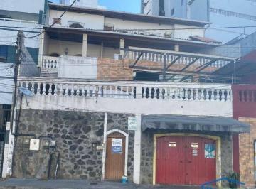 3a1f6c63790bd1fd92fed4f79fcef34808951148 · Casa com 2/4 sendo dois suítes para locação, 170 m² - Caminho das Árvores