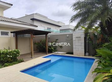 e4303aea34bf3cdce875c8d2808beaecac54cc65 · Casa em condomínio com 5 suites