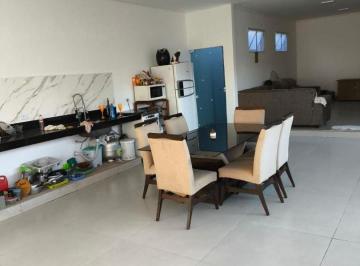 Casa · 200m² · 3 Quartos · 5 Vagas · Casa com 3 quartos à venda no Bairro Vigilato Pereira - Uberlândia/MG