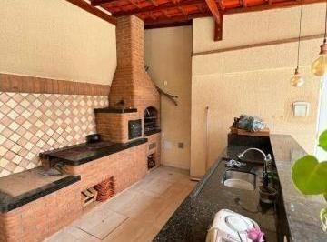 Casa · 250m² · 3 Quartos · 2 Vagas · Casa com 3 quartos à venda no Bairro Santa Luzia - Uberlândia/MG