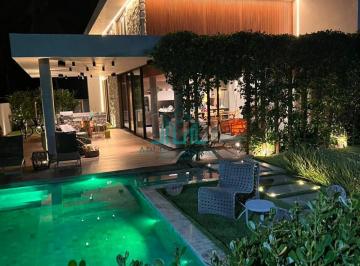 Casa · 348m² · 4 Quartos · 2 Vagas · Casa Mobiliada e Decorada, 4 Suítes a 80 metros da Praia do Marceneiro, 348m² - Rota Ecológica dos M