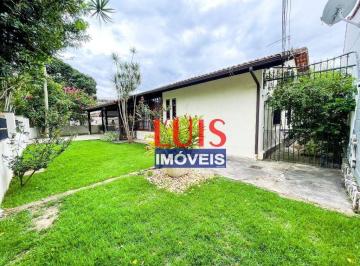 a950f694a7b203d561d59562824aea3cf43d760f · Casa com 3 dormitórios à venda, 143 m² por R$ 899.000 - Itaipu - Niterói/RJ - CA7881