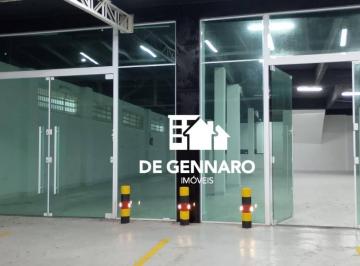 e94510a711e4bcfd6bbb91766787829d7733ced5 · Loja com mais de 450m2 de área, com piso porcelanato novo.
