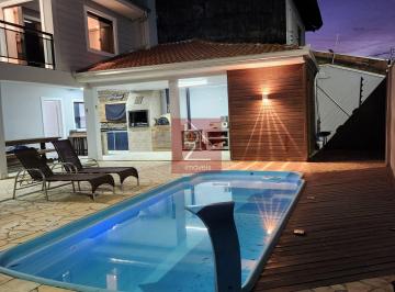 Casa · 264m² · 3 Quartos · 3 Vagas · CASA DE 264M² EM PARANAGUÁ COM PISCINA R$1.550.000,00