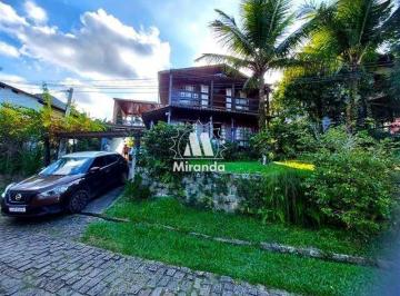 Casa · 160m² · 5 Quartos · 3 Vagas · Casa de 5 qts, 503m² de terreno, em Condomínio no Limoeiro com Cachoeira