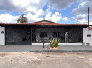 Casa · 242m² · 3 Quartos · 5 Vagas · Casa à venda no bairro Cidade Satélite São Luiz em Aparecida de Goiânia/GO