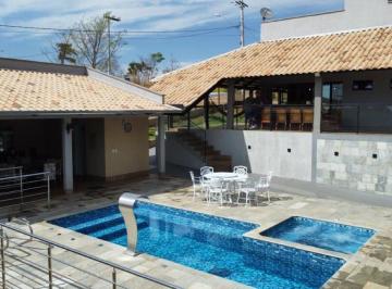 Foto · Casa de luxo no Condomínio Reserva das Aroeiras em Bela Vista de Goiás - 4 quartos, 2 suítes, 302m²,