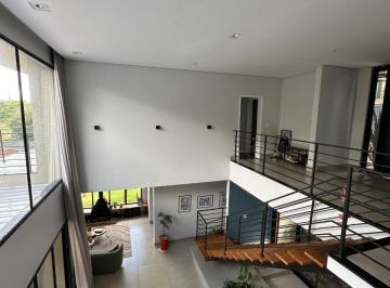 Foto 01 · Imóvel de Alto Padrão para Locação em Condomínio de Luxo em Bragança Paulista - 3 Quartos, 3 Suítes